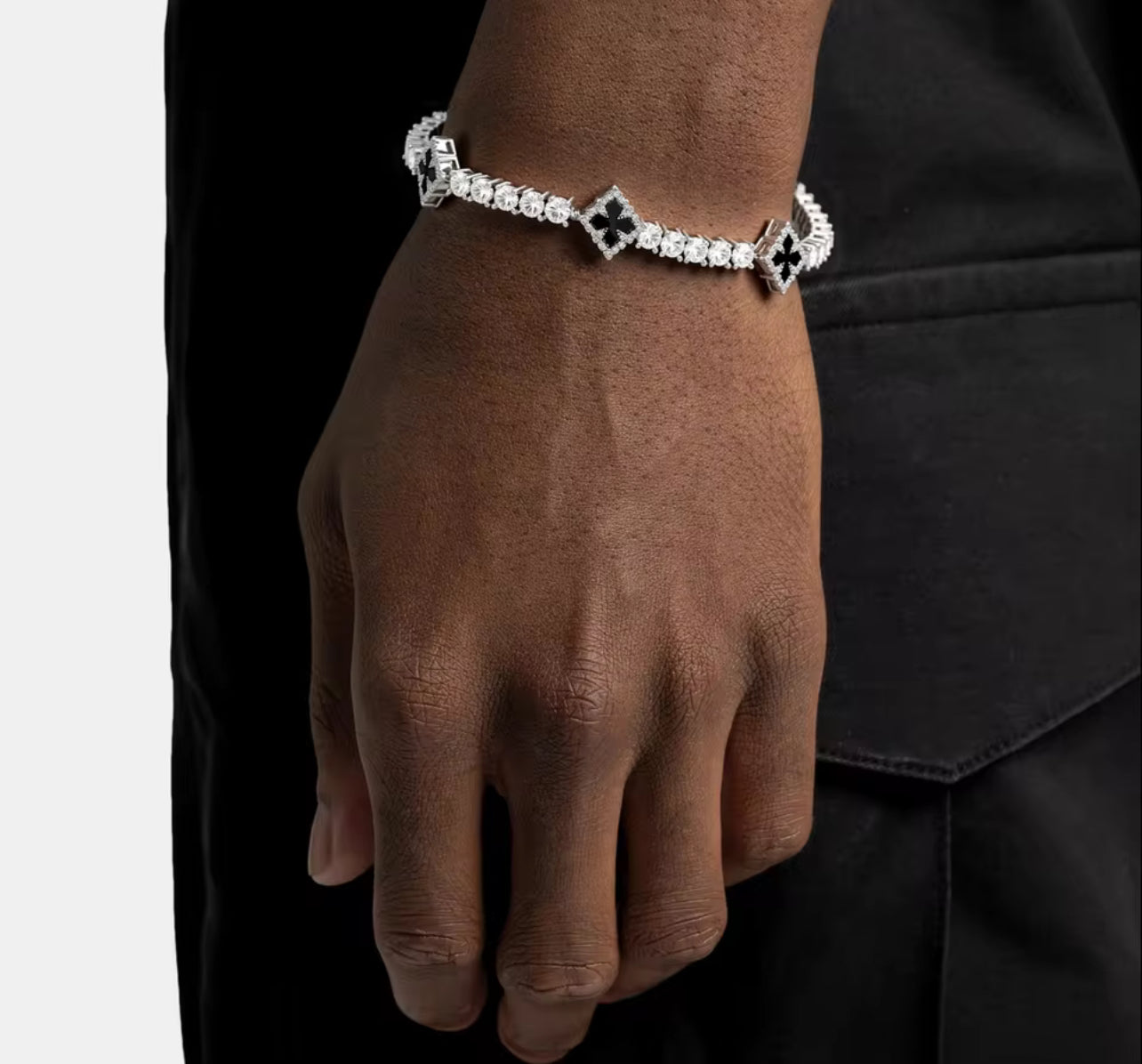 Infíníty Clóver Bracelet