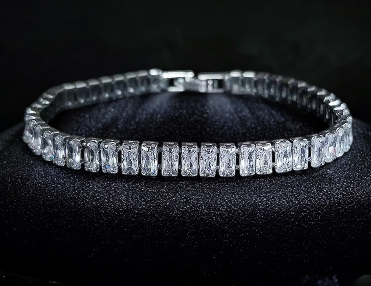 Luxury Rectangle Plate Bracelet (Unisex)